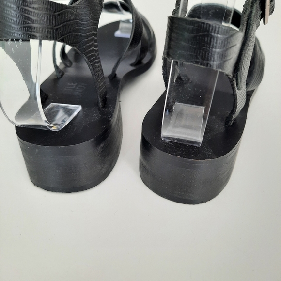 LITTLE BURGUNDY Black Strappy  Buckle Sandals - Picture 5 of 7